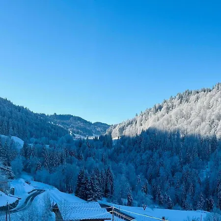 Nouveau 14 Personnes - Apy Un Grand Familial Avec Jacuzzi, Terrasse, 6 Chambres, Wifi, Balcon Σαλέ