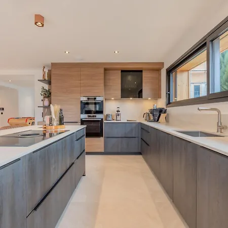 Apy - Grand Neuf Avec Terrasse, 6 En-suite , Wifi, Balcon, Etc * Les Gets