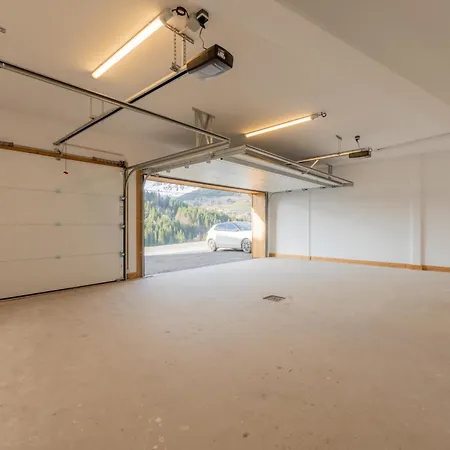 Chalet Apy - Grand Neuf Avec Terrasse, 6 En-suite , Wifi, Balcon, Etc *