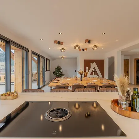 Apy - Grand Neuf Avec Terrasse, 6 En-suite , Wifi, Balcon, Etc Chalet