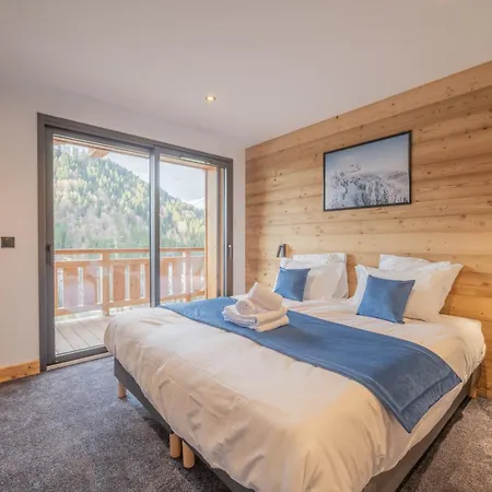 Apy - Grand Neuf Avec Terrasse, 6 En-suite , Wifi, Balcon, Etc