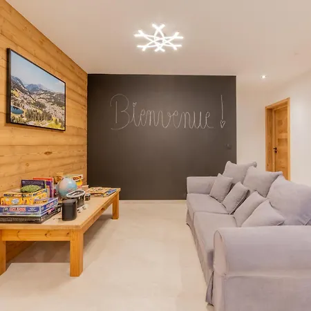 Apy - Grand Neuf Avec Terrasse, 6 En-suite , Wifi, Balcon, Etc *