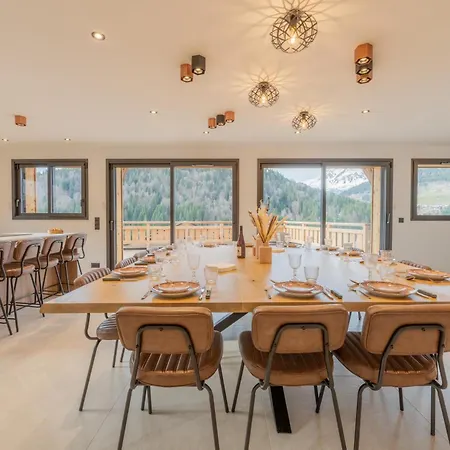 Apy - Grand Neuf Avec Terrasse, 6 En-suite , Wifi, Balcon, Etc *