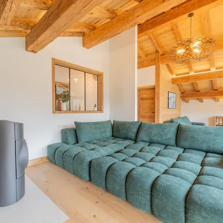Chalet Apy - Grand Neuf Avec Terrasse, 6 En-suite , Wifi, Balcon, Etc